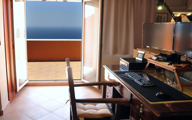 Erotokritos Sea View Home