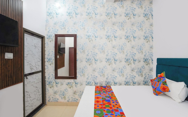 Fabhotel Budha Tree