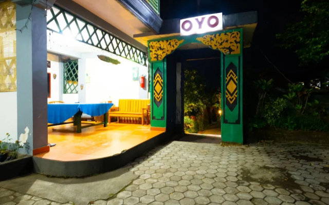 OYO 1320 Green Orry Inn