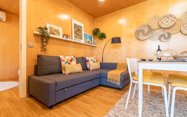 Captivating 1-bed House