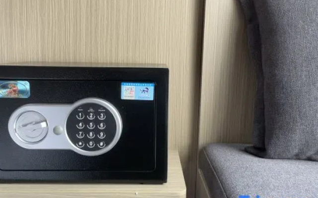 Fupeng Hotel (Daliang Yueren Plaza)