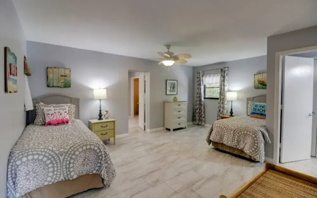 12134 Moon Shell Dr