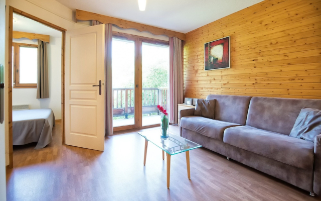 Apartment in 3 Vallees With Pool & Sauna