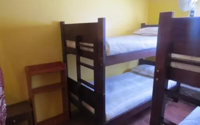 Hostal Alabalti