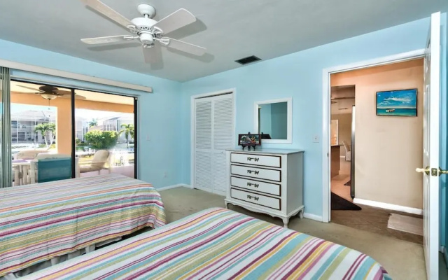 Sirena Waterfront 3 Bedroom Home by NFVH