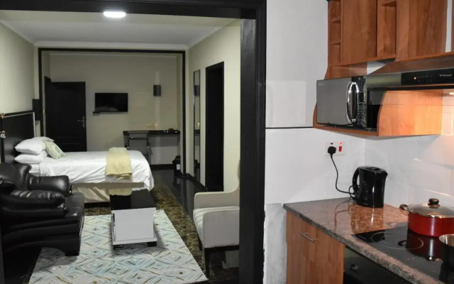 Mlambe Lodges Area 12