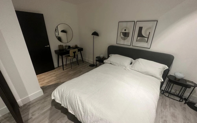 Impeccable 1bed Flat in West London!!