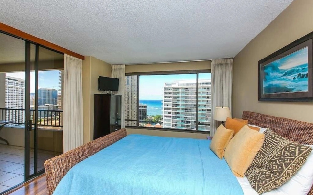 Discovery Bay 2612 1 Bedroom Condo