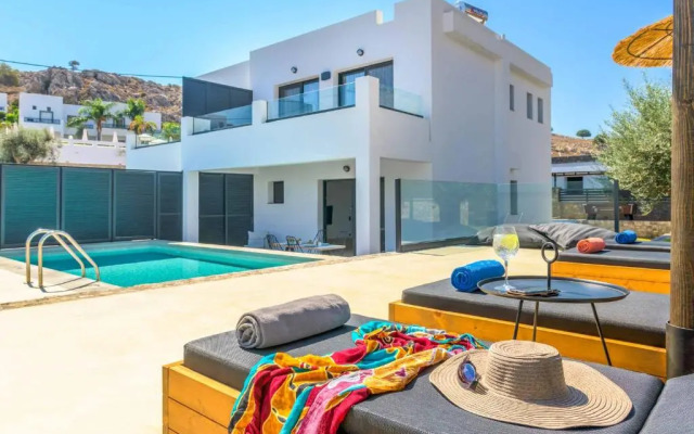 Villa Lambis Harmonia