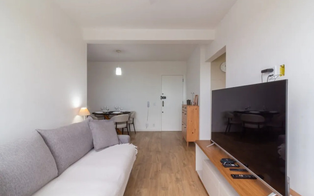 Your Complete Retreat in Barra da Tijuca Av702