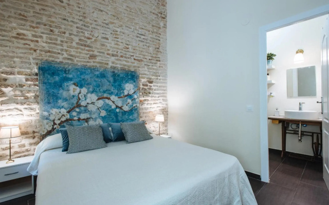 Cozy Apartment in House-Palace with Private Patio