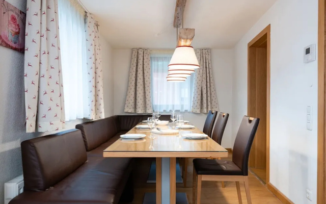 Luxurious Chalet in Zell am See Near Ski Area