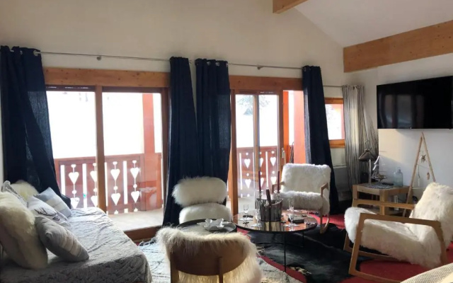 Penthouse "Bond 007" 120 m2 piscine sauna Risoul 1850
