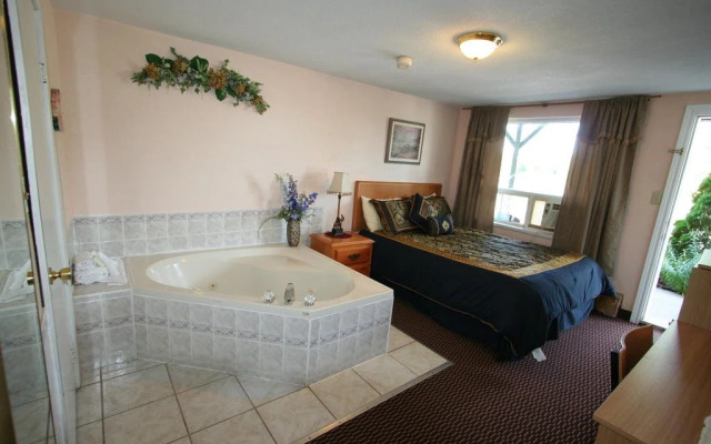 Motel 6 Campbellford, ON