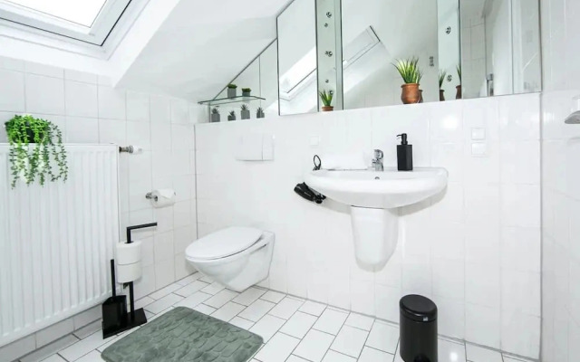 Stilvolle Wohnung mit Balkon in Horchheim