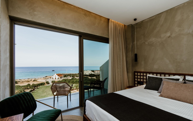 Cavo Zoe Seaside Hotel