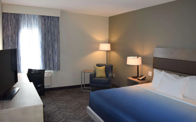 La Quinta Inn & Suites by Wyndham Middletown-Goshen
