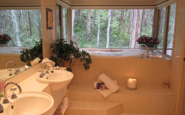 Myers Creek Cascades Luxury Cottages