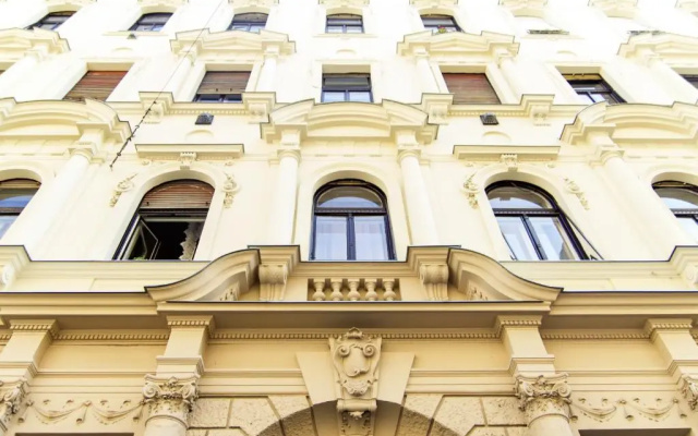 Eötvös Apartman