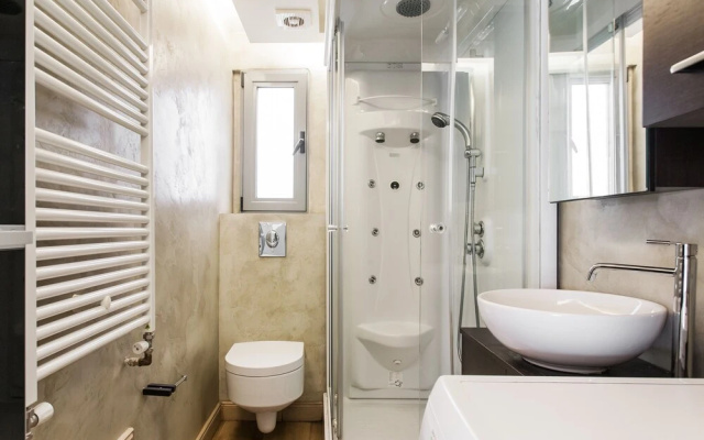 Striking 1BR Apartment in Kolonaki B