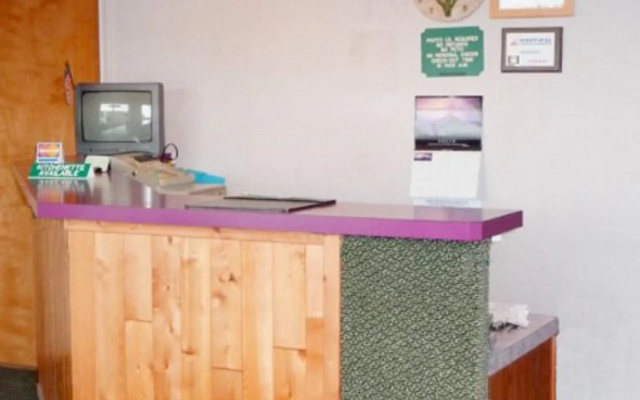 Country Inn Motel