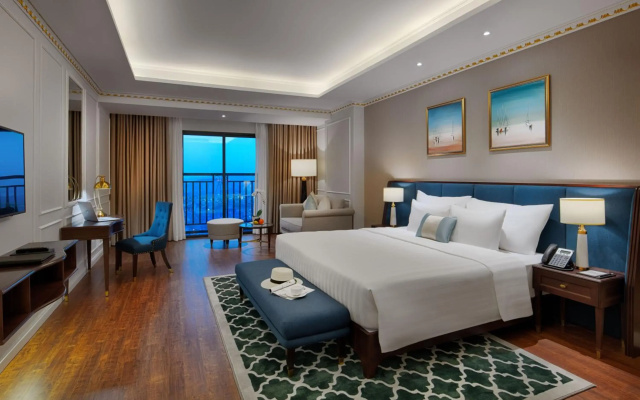 FLC Halong Bay Golf Club & Luxury Resort