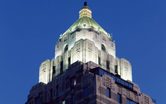 Отель The Carlyle, A Rosewood Hotel США, Нью-Йорк - отзывы, цены и фото номеров - забронировать отель The Carlyle, A Rosewood Hotel онлайн вид на фасад