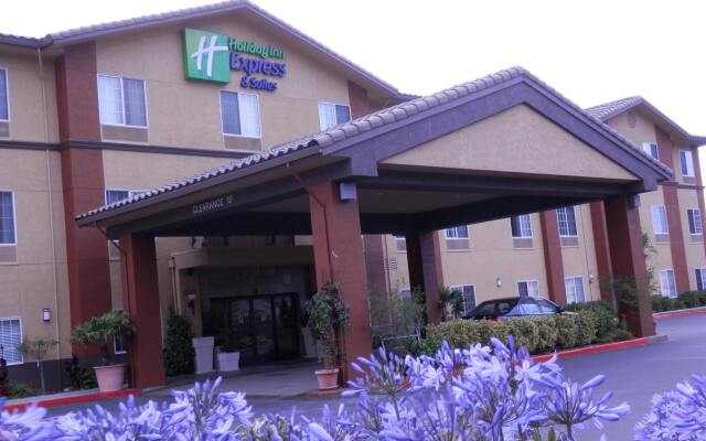 Holiday Inn Express Hotel Suites San Pablo Richmond Area - 