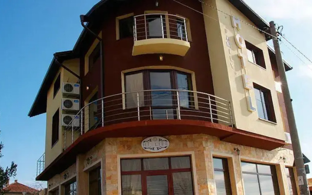 Hi-Life Family Hotel