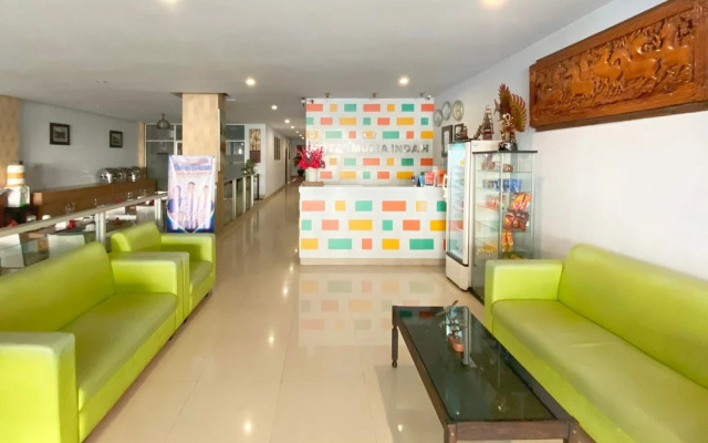 Urbanview Hotel Mulia Indah Palopo
