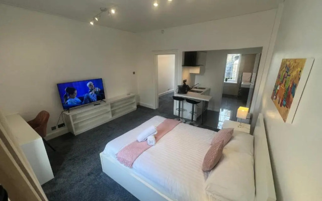 Sun Street ApartHotel