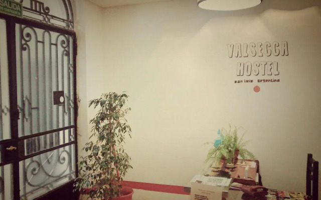 Valsecca Hostel