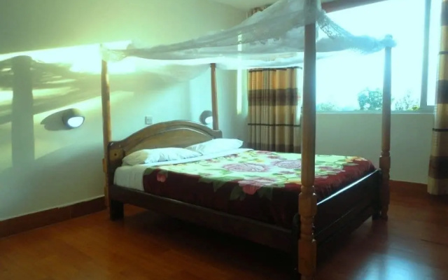 Entebbe Flight Motel
