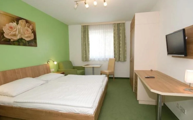 Hotel Bauer