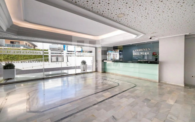 Central location, next to the beach at Golden Mile 208