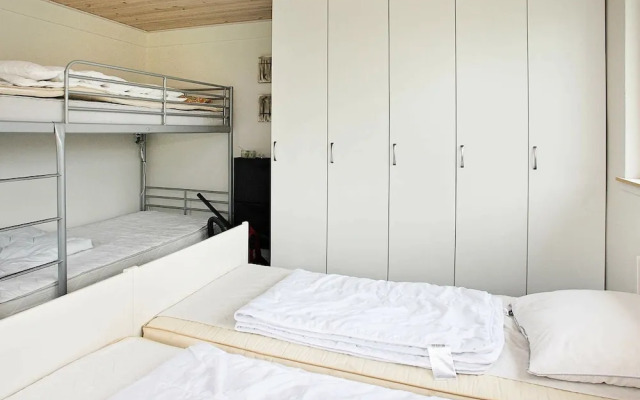 Peaceful Holiday Home in Vinderup With Roofed Terrace
