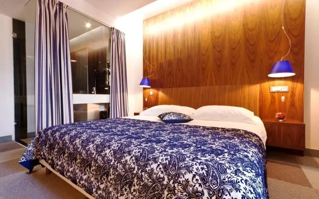 Hotel IN