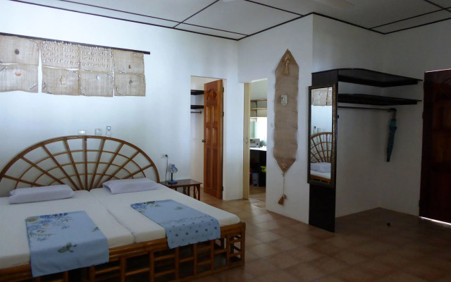 Marcosas Cottages Resort