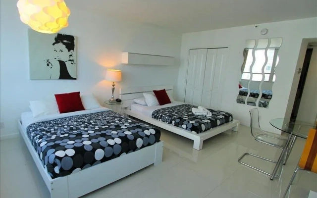 Soleil Apartments at Castle Beach Club