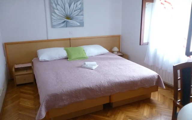 Apartments and Room Adriana