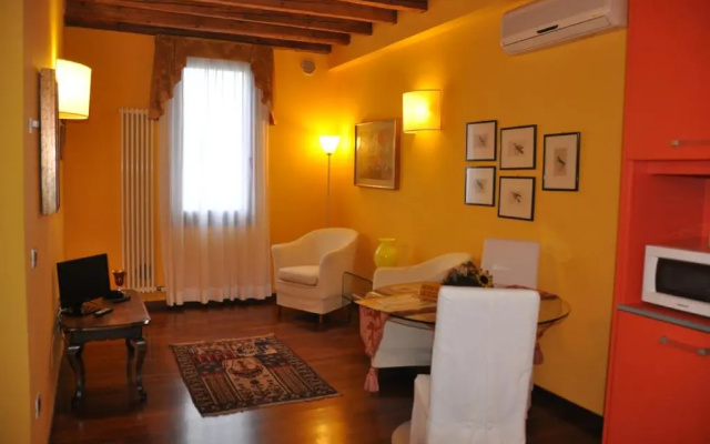 Piazza Nova Guest House