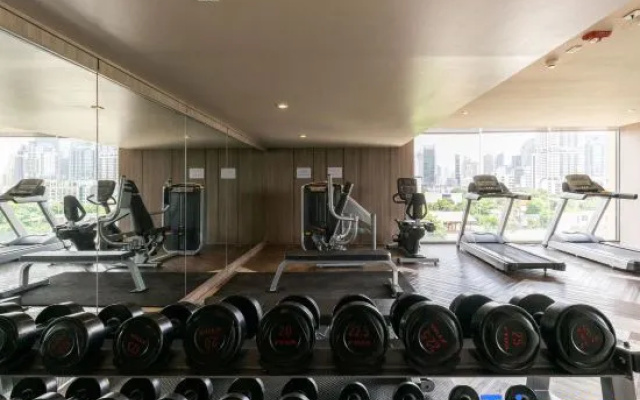 Urbitia Apartment Sukhumvit 36, Bangkok (1 Unit Condo)