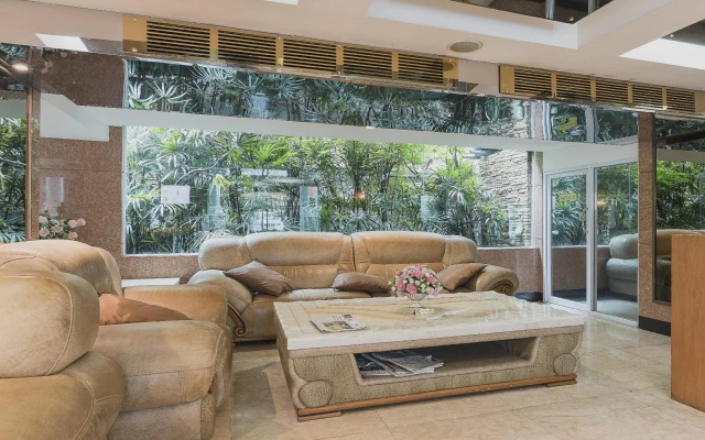 Hope Land Hotel Sukhumvit 24