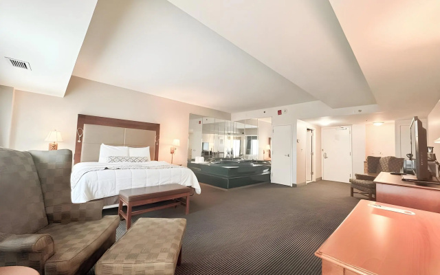Clayton Plaza Hotel & Extended Stay
