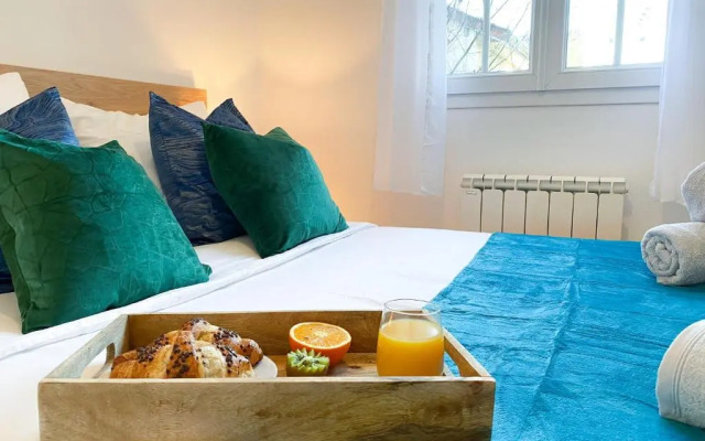 Appartement Ultra Luxueux Hypercentre - Parking - Gare RER à 5 min
