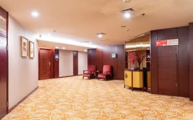 Tianjin Binhai New Area Second Street Baiyun Hotel