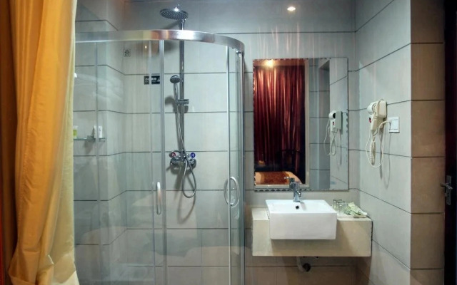 Wuyishan Ai'hua Business Hotel