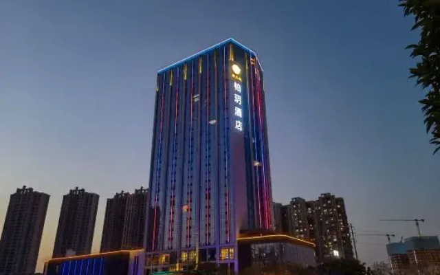 Elong Hotel