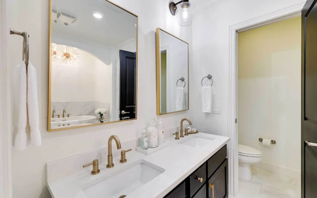 Fayetteville Vacation Rental Near UA Campus