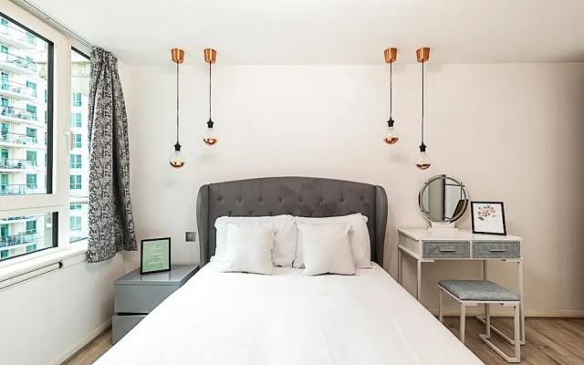 Modern and Minimalist Flat in Vauxhall